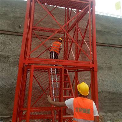 基坑安全爬梯與橋梁梯籠 提升施工安全的關鍵設備